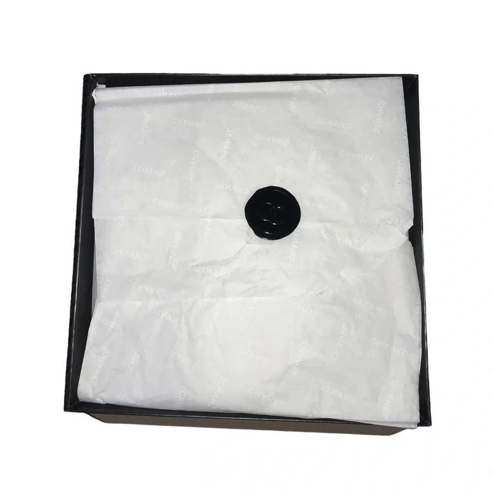 Empty Chanel Box - Picture 5 of 5